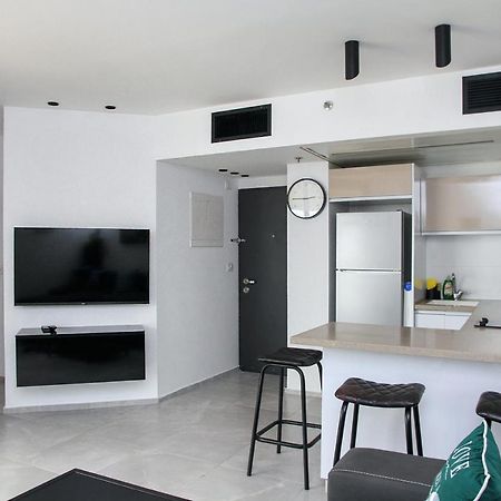 Apartments4You Leonardo 17 Bat Yam Exterior photo